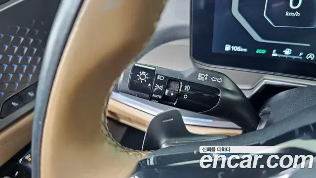 Kia Sorento 2023 — Şəkil 27/30