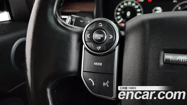 Land Rover Discovery 5 2018 — ფოტო 37/38