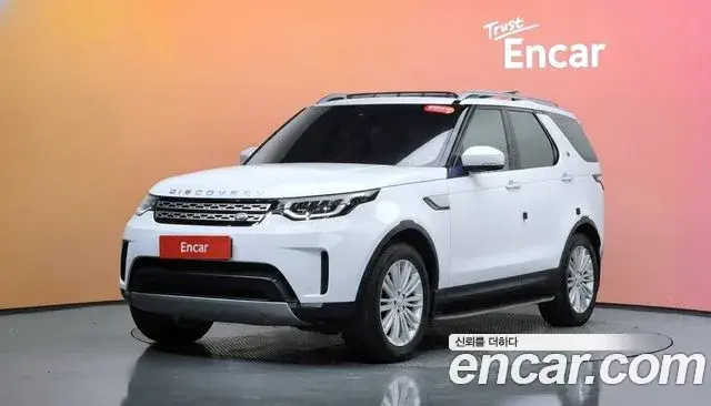 Land Rover Discovery 5 2018 — ფოტო 26/38