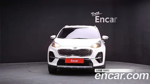 Kia Sportage The Bold 2021 — Şəkil 33/34
