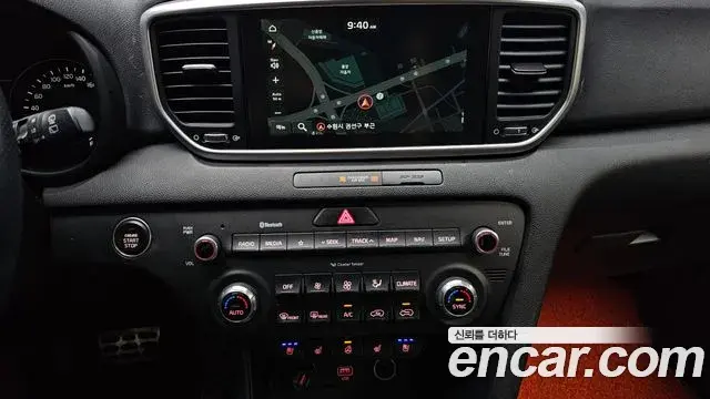 Kia Sportage The Bold 2021 — Şəkil 15/34