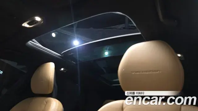 Volvo XC60 2018 — ფოტო 7/34