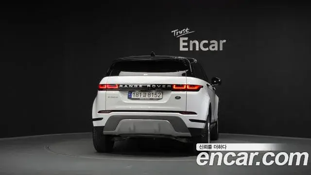 Land Rover Range Rover Evoque 2021 — ფოტო 29/34