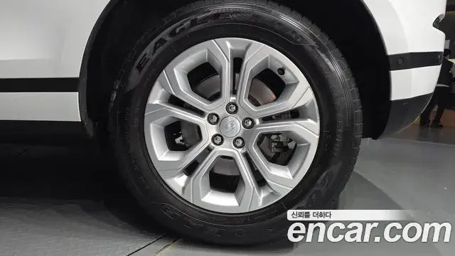 Land Rover Range Rover Evoque 2021 — ფოტო 10/34