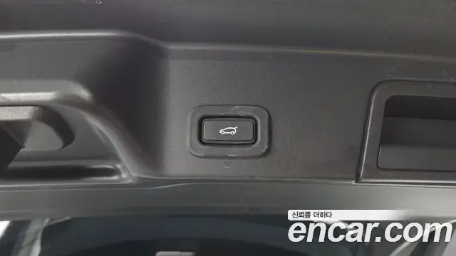 Land Rover Range Rover Evoque 2021 — ფოტო 14/34