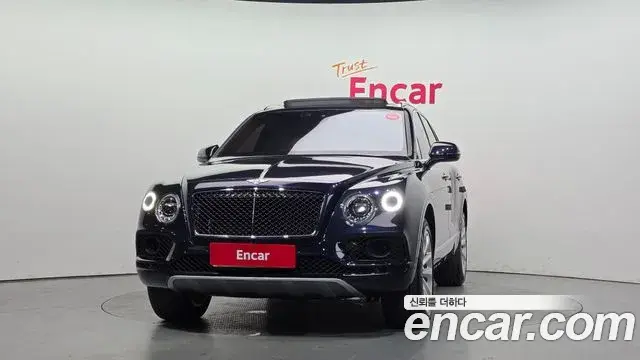 Bentley Bentayga 2019 — Photo 3/36