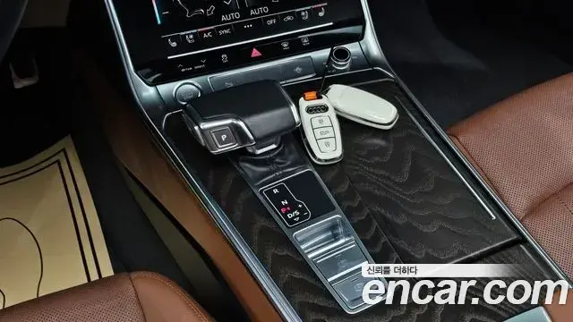 Audi A6 2020 — ფოტო 12/33
