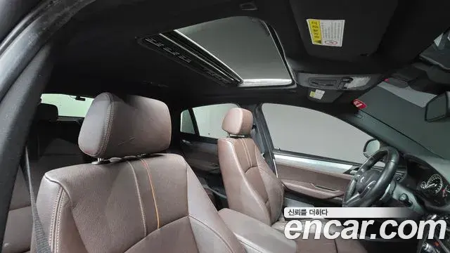 BMW X4 2018 — Şəkil 16/20