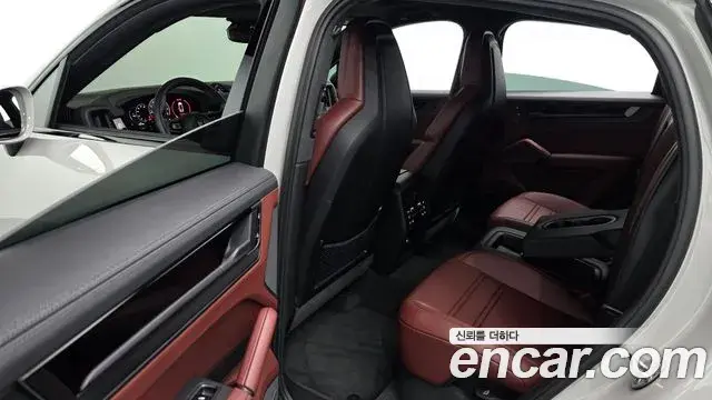 Porsche Cayenne 2025 — Şəkil 2/34