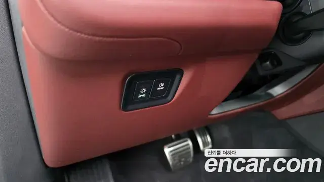 Porsche Cayenne 2025 — Şəkil 19/34