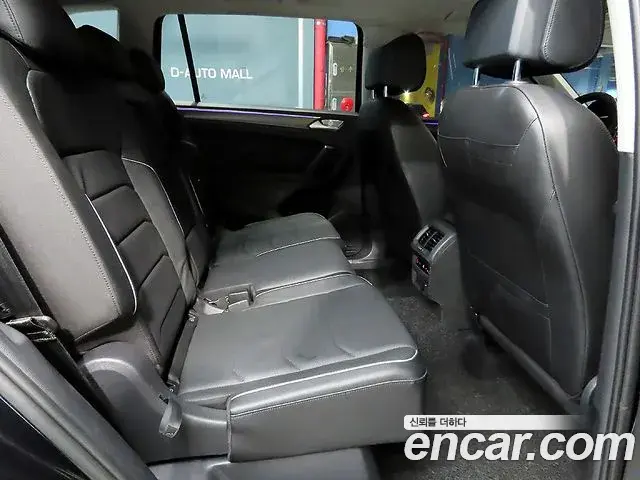 Volkswagen Tiguan Allspace 2022 — ფოტო 6/19