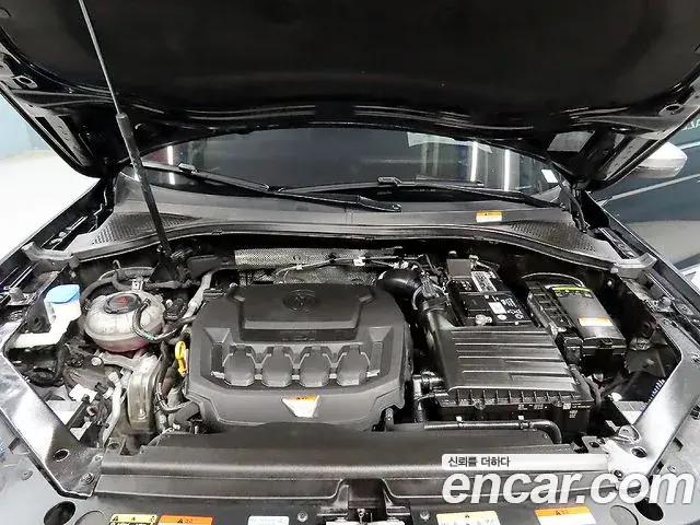 Volkswagen Tiguan Allspace 2022 — ფოტო 19/19