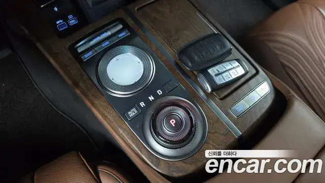 Genesis G80 2021 — Photo 15/33
