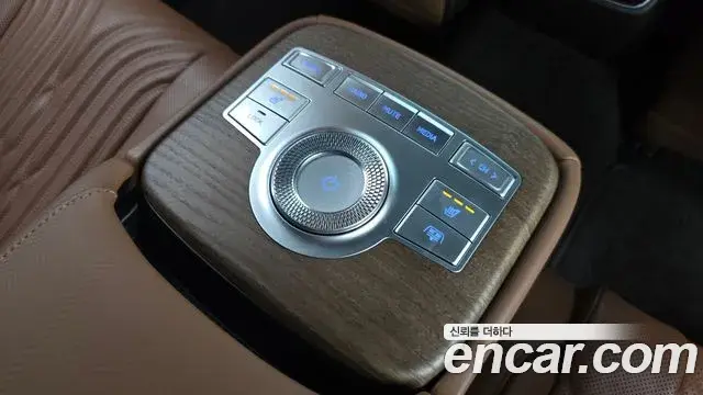 Genesis G80 2021 — Photo 27/33