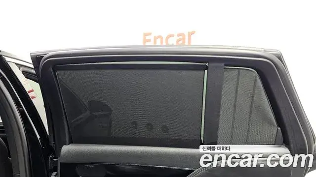 Genesis G90 2023 — ფოტო 21/34