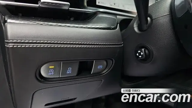 Genesis G90 2023 — ფოტო 24/34