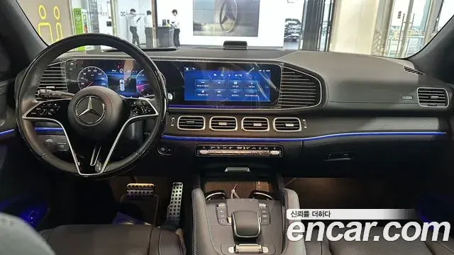 Mercedes-Benz GLS-Class 2025 — Photo 6/19