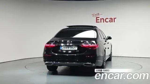 Mercedes-Benz S-Class 2022 — ფოტო 19/39