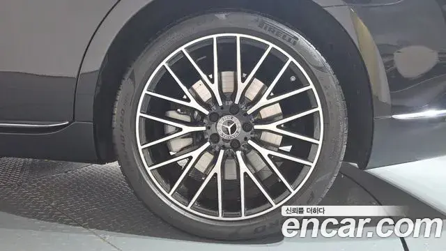 Mercedes-Benz S-Class 2022 — ფოტო 1/39