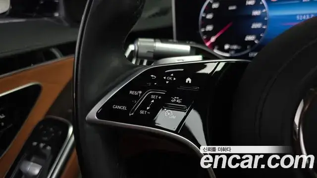 Mercedes-Benz S-Class 2022 — ფოტო 25/39