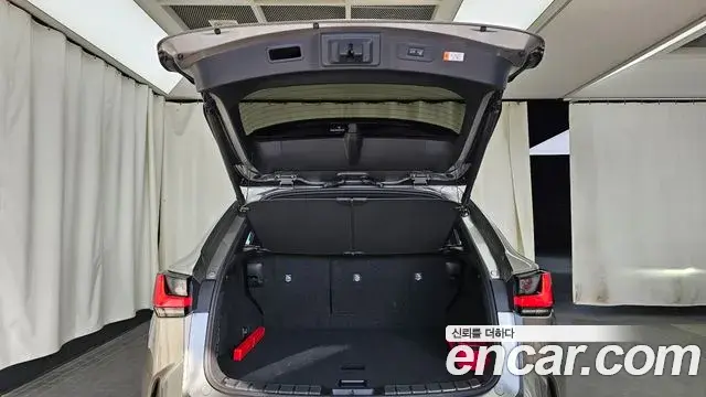 Lexus NX350h 2025 — Photo 13/32