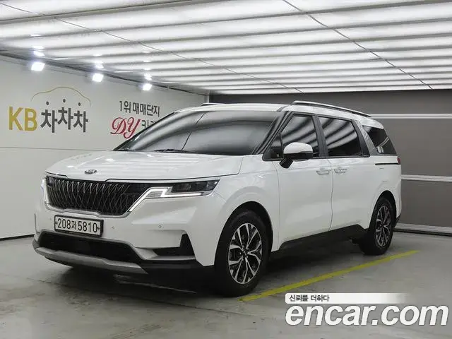 Kia Carnival 2021 — Photo 10/20