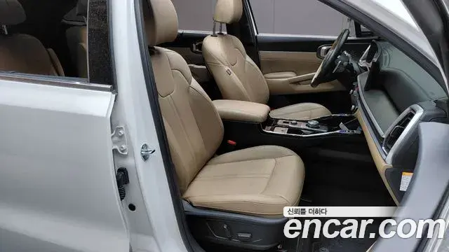 Kia Sorento 2023 — Şəkil 11/33