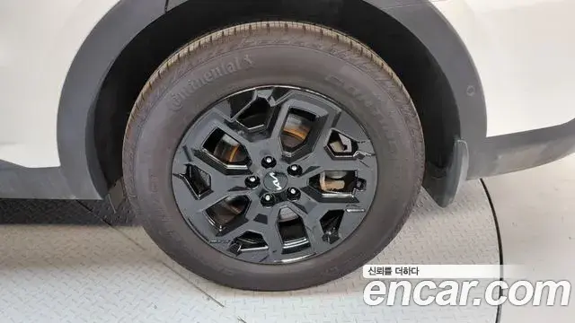 Kia Sorento 2023 — Şəkil 25/33