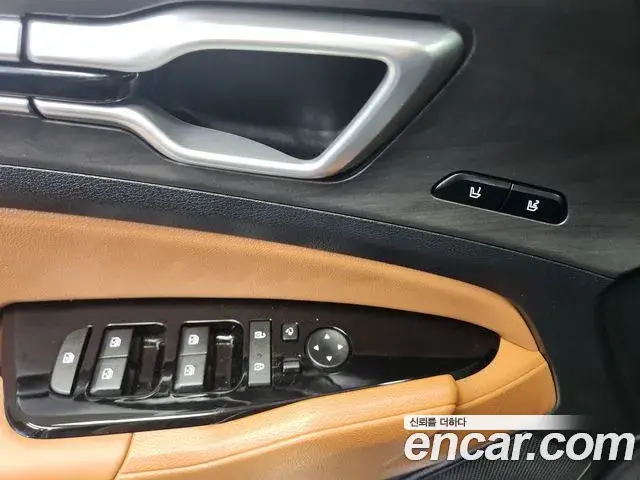 Kia Sportage 2022 — Фото 11/20