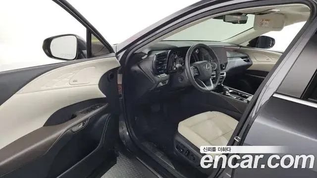 Lexus RX350h 2024 — ფოტო 11/36