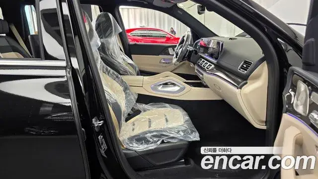 Mercedes-Benz GLS-Class 2026 — Фото 10/20