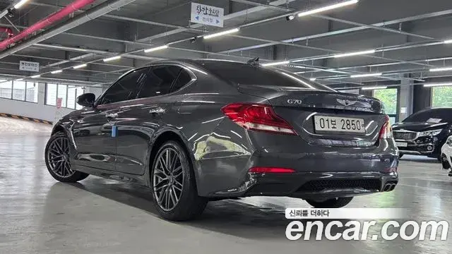 Genesis G70 2018 — Şəkil 10/20