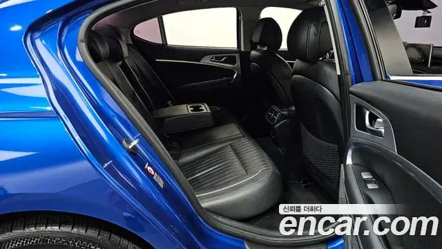 Genesis G70 2018 — Photo 24/37