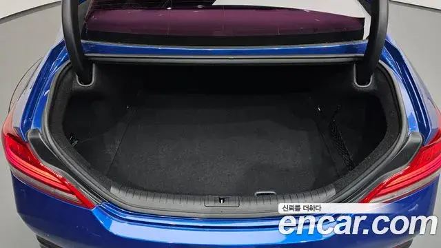 Genesis G70 2018 — Photo 14/37