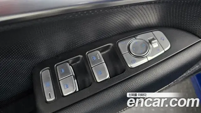 Genesis G70 2018 — Photo 9/37
