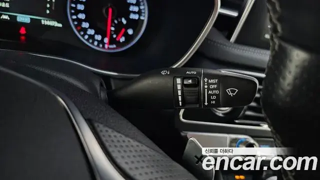 Genesis G70 2018 — Photo 31/37
