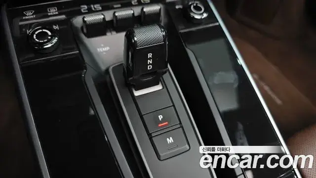 Porsche 911 2022 — ფოტო 23/31