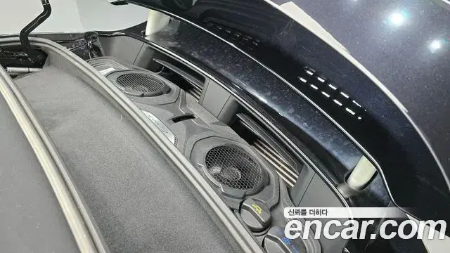 Porsche 911 2022 — ფოტო 19/31
