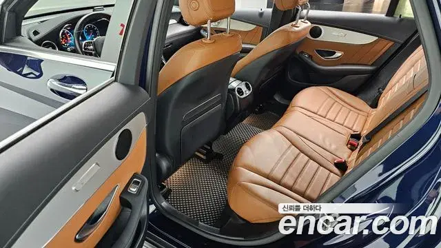 Mercedes-Benz GLC-Class 2022 — Şəkil 11/20