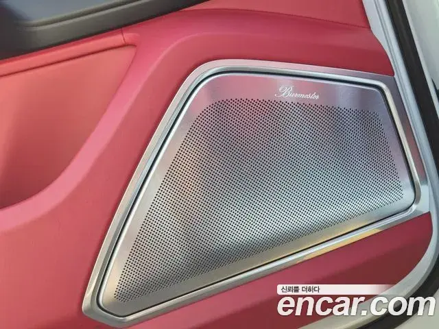 Porsche Cayenne 2022 — Photo 19/20