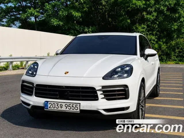Porsche Cayenne 2022 — Photo 9/20