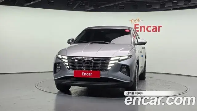 Hyundai Tucson Hybrid 2023 — Photo 14/20