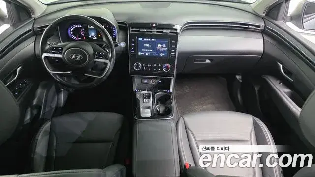 Hyundai Tucson Hybrid 2023 — Photo 15/20