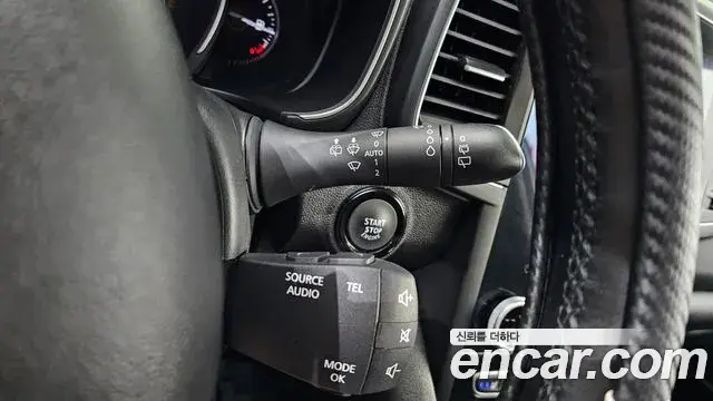 Renault Samsung QM6 2023 — Фото 17/20