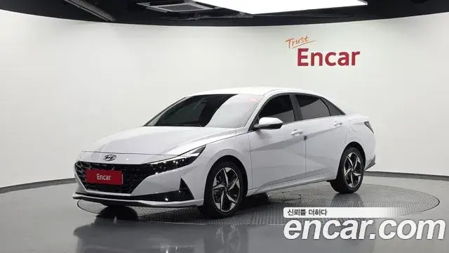 Hyundai The New Avante Hybrid 2021 — ფოტო 26/31