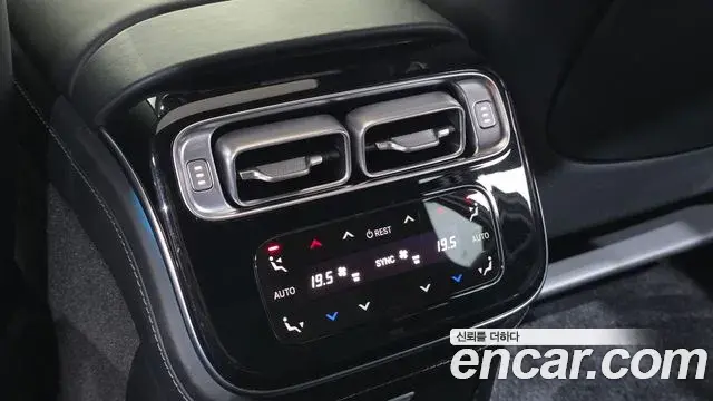 Mercedes-Benz S-Class 2021 — ფოტო 23/34