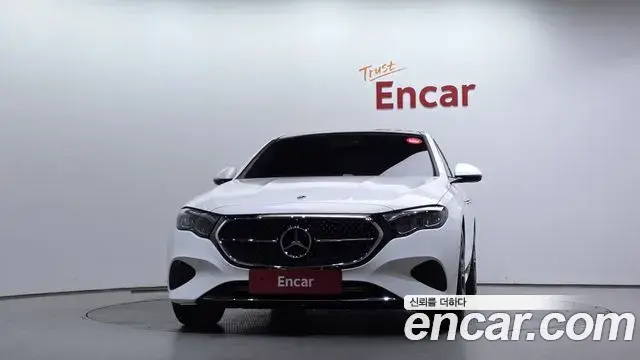 Mercedes-Benz E-Class 2025 — ფოტო 5/33