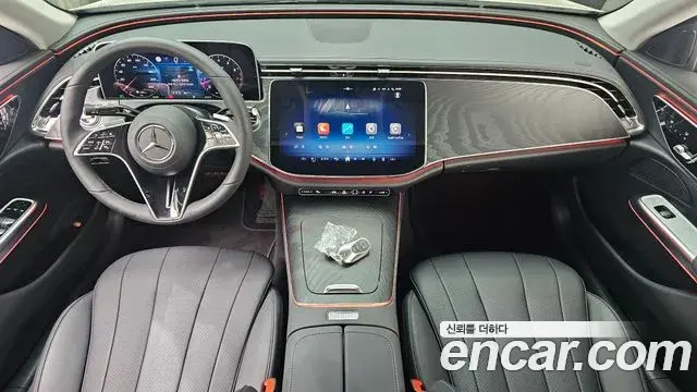 Mercedes-Benz E-Class 2025 — ფოტო 4/33