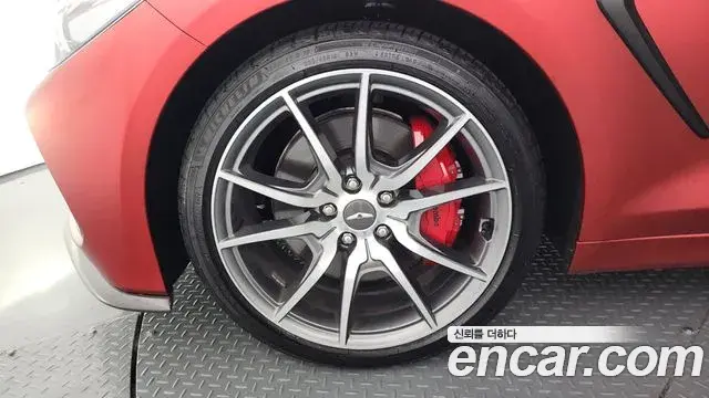 Genesis G70 2019 — Şəkil 14/36