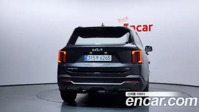 Kia Sorento 2024 — ფოტო 13/37